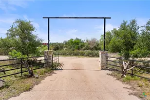 11755 Rm 1323, Johnson City, TX 78636 - Photo 25