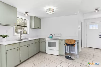 1433 Riviera Drive, Canyon Lake, TX 78133 - Photo 9