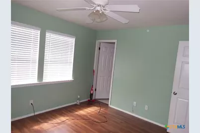 1641 Kuehler #11 Avenue, New Braunfels, TX 78130 - Photo 15