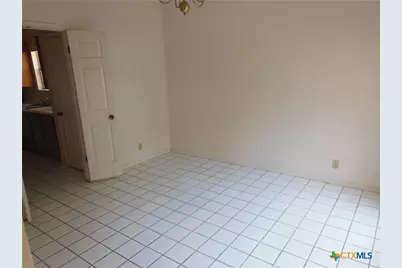 1641 Kuehler #11 Avenue, New Braunfels, TX 78130 - Photo 7