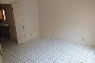 1641 Kuehler Ave, New Braunfels, TX 78130 - Photo 7