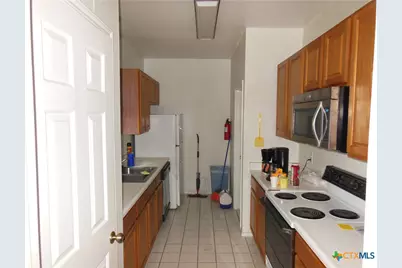 1641 Kuehler #11 Avenue, New Braunfels, TX 78130 - Photo 11