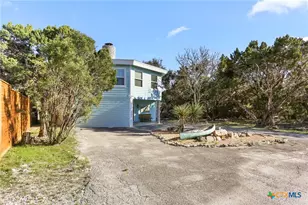 1433 Riviera Dr, Canyon Lake, TX 78133 - Photo 3