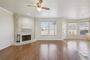 2430 Dove Crossing Dr, New Braunfels, TX 78130 - Photo 5