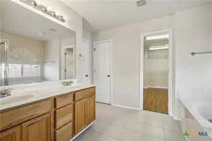 2430 Dove Crossing Dr, New Braunfels, TX 78130 - Photo 17