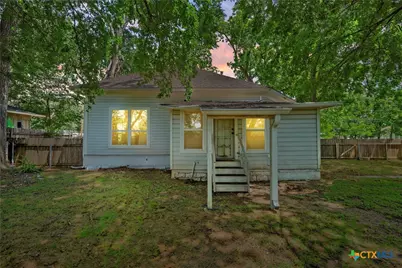 407 E 7th Street, Cameron, TX 76520 - Photo 31