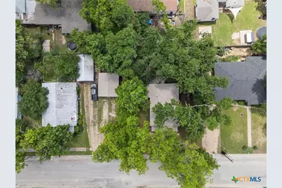 407 E 7th Street, Cameron, TX 76520 - Photo 41