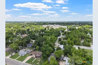407 E 7th Street, Cameron, TX 76520 - Photo 39