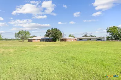 9088 Fm 437, Rogers, TX 76569 - Photo 13