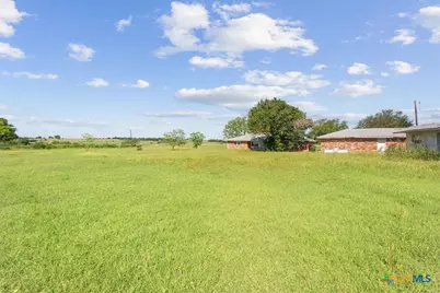 9088 Fm 437, Rogers, TX 76569 - Photo 11