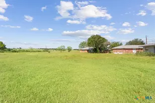 9088 FM437, Rogers, TX 76569 - Photo 11