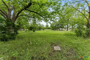 519 S 10th St, Temple, TX 76501 - Photo 1