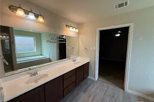 2604 Alamocitos Creek Dr, Killeen, TX 76549 - Photo 11