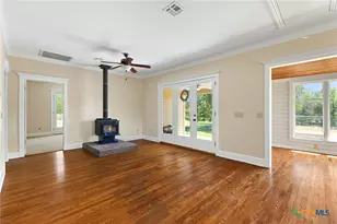 395 Dale Ln, Dale, TX 78616 - Photo 5