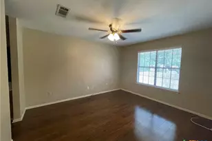 306 S Arnold St, Lampasas, TX 76550 - Photo 23