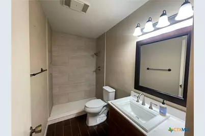 306 S Arnold Street, Lampasas, TX 76550 - Photo 15