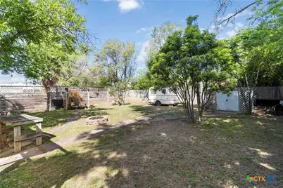 859 Pine Street, New Braunfels, TX 78130 - Photo 27