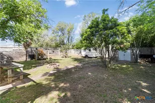 859 Pine St, New Braunfels, TX 78130 - Photo 27