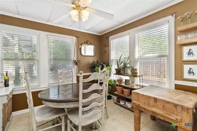 859 Pine Street, New Braunfels, TX 78130 - Photo 9