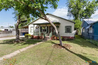 859 Pine Street, New Braunfels, TX 78130 - Photo 3