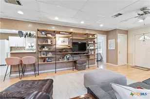 859 Pine St, New Braunfels, TX 78130 - Photo 7