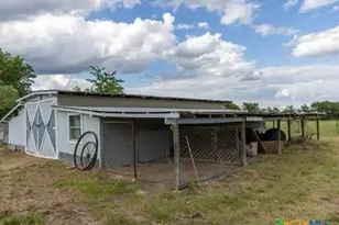 7805 Barbarossa Rd, New Braunfels, TX 78130 - Photo 11