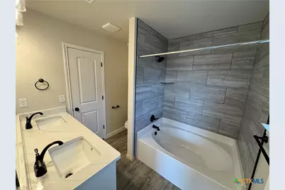 2528 Cowgirl Trail, Belton, TX 76513 - Photo 9