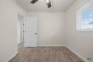 2528 Cowgirl Trl, Belton, TX 76513 - Photo 27