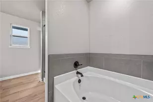 2534 Cowgirl Trl, Belton, TX 76513 - Photo 19