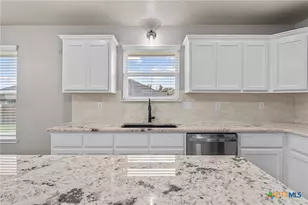 2534 Cowgirl Trl, Belton, TX 76513 - Photo 13