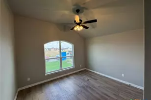 2534 Cowgirl Trl, Belton, TX 76513 - Photo 15