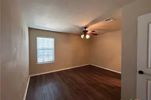 1137 Brown Rock Dr, New Braunfels, TX 78130 - Photo 15