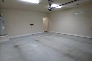 918 Crystal Brook Cv, New Braunfels, TX 78130 - Photo 41