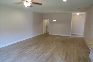 918 Crystal Brook Cv, New Braunfels, TX 78130 - Photo 11