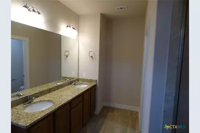 918 Crystal Brook Cove, New Braunfels, TX 78130 - Photo 31