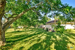 904 Iola St, Victoria, TX 77904 - Photo 41