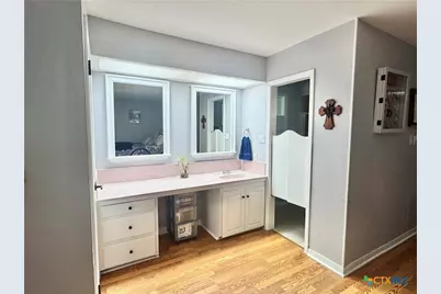 904 Iola Street, Victoria, TX 77904 - Photo 33