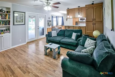 904 Iola Street, Victoria, TX 77904 - Photo 11