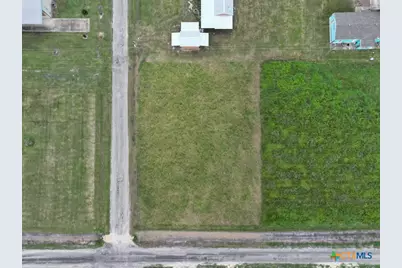 1303 Bill Tindall Avenue, Seadrift, TX 77983 - Photo 7