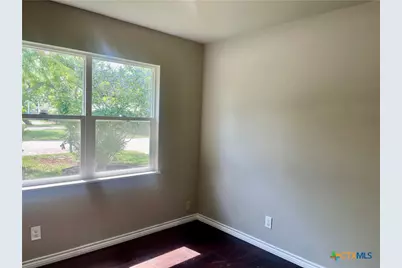 413 Vickers Avenue, Seguin, TX 78155 - Photo 15