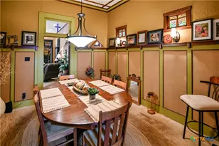 122 E Main St, Cuero, TX 77954 - Photo 11