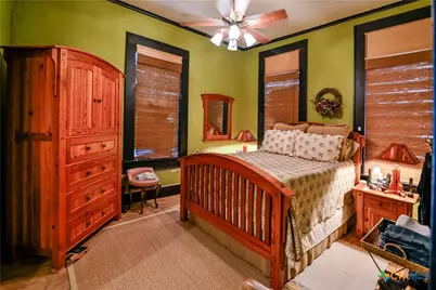 122 E Main Street, Cuero, TX 77954 - Photo 17