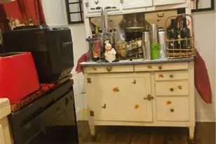 701 E Anaqua Ave, Victoria, TX 77901 - Photo 17