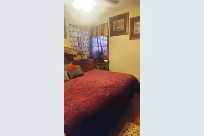 701 E Anaqua Avenue, Victoria, TX 77901 - Photo 9