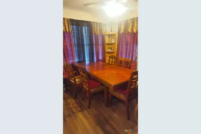 701 E Anaqua Avenue, Victoria, TX 77901 - Photo 15