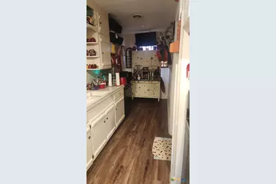 701 E Anaqua Avenue, Victoria, TX 77901 - Photo 19