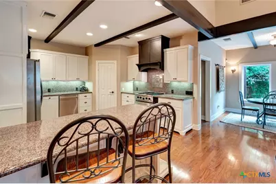 6 Cotswold Lane, Victoria, TX 77904 - Photo 9