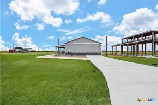 263 Kingfish Ln, Palacios, TX 77465 - Photo 5