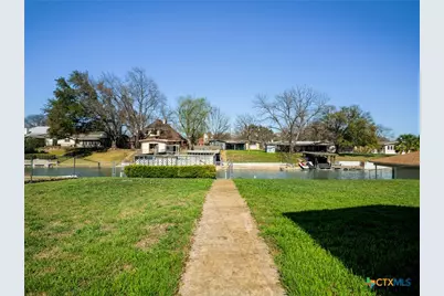 106 Flamingo Circle, Marble Falls, TX 78654 - Photo 7