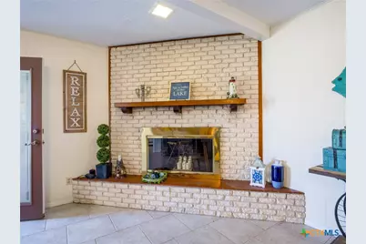 106 Flamingo Circle, Marble Falls, TX 78654 - Photo 9